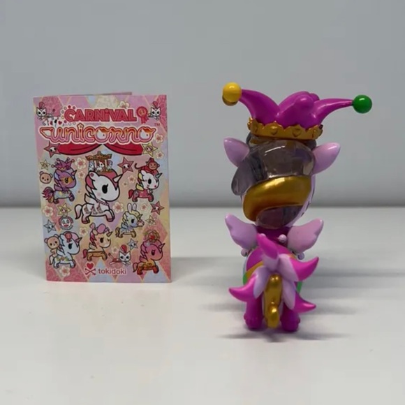 Tokidoki Carnival Series | QUINN | Blind Box Design Toy Figure - Picture 2 of 4